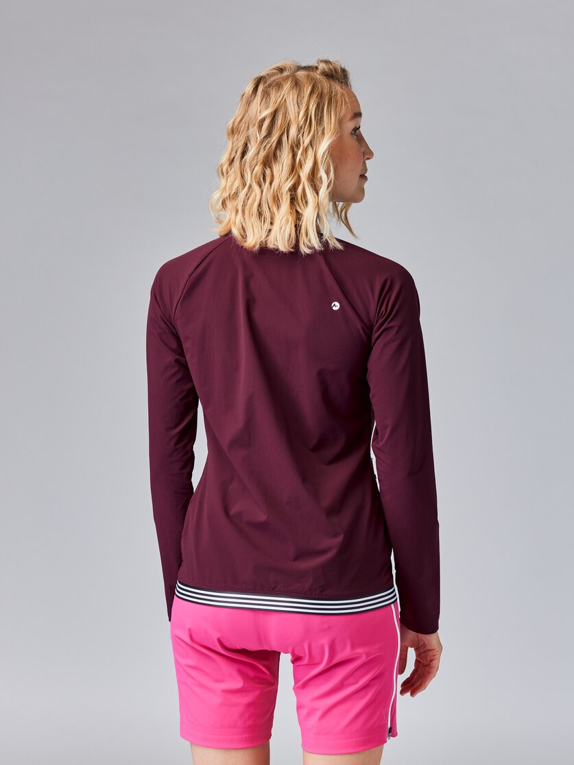 Martini Sportswear - SUNRISE Midlayer Jacket W - Midlayers in mosstone - Rückansicht Model - Damen