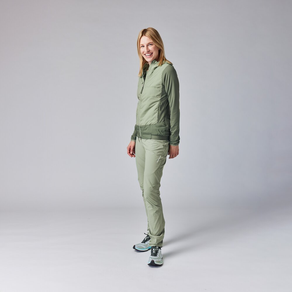 Martini Sportswear - ALPMATE Hybrid Jacket G-Loft® W - Hybrid jackets in tendril-mosstone - complete outfit - Women