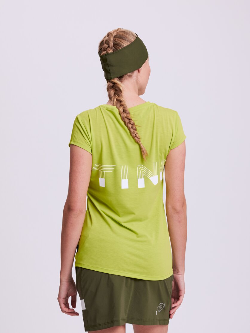 Martini Sportswear - HIGH.FLY - T-Shirts in black-white - Rückansicht Model - Damen