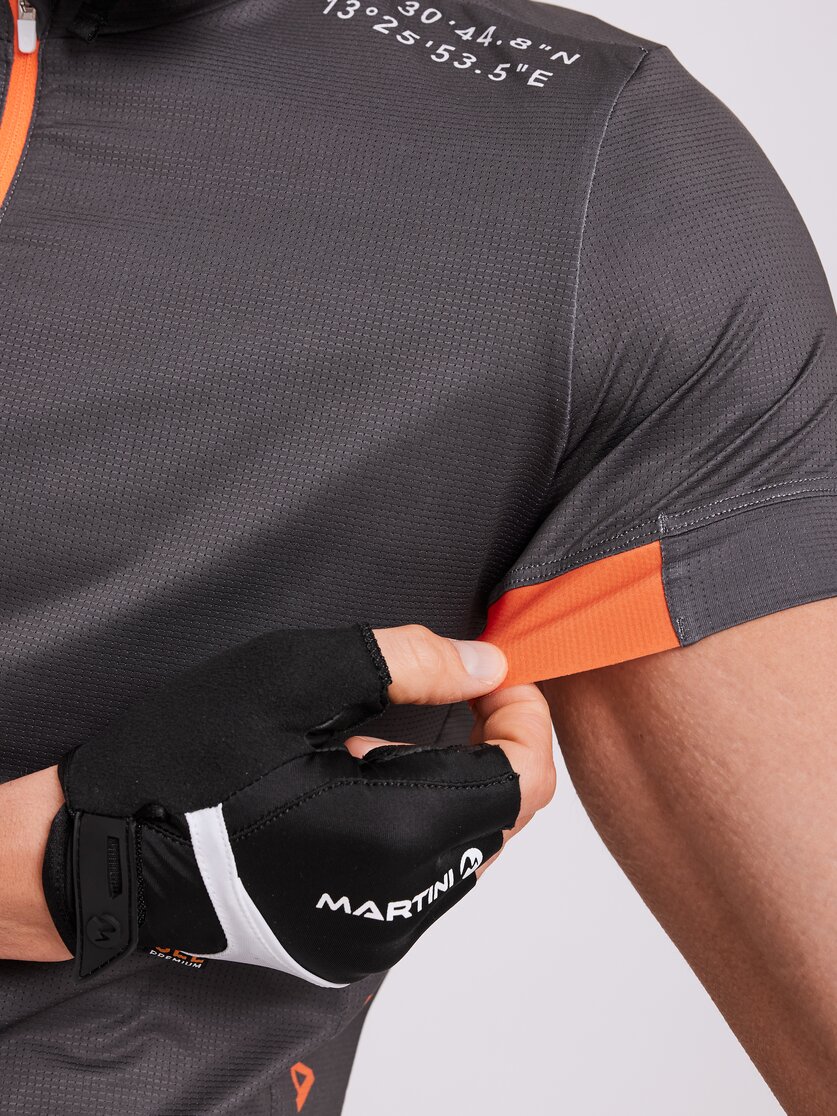 Martini Sportswear - HILLTOP - T-Shirts in black-white - Detail 4 - Men