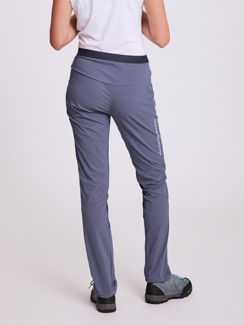 Martini Sportswear - MAGGIORE - Long pants in black - rear view model - Women