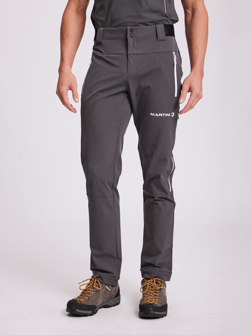 Martini Sportswear - ILLIMANI - Pantaloni lunghi in black - vista frontale modello - Uomo