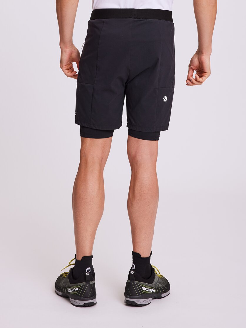 Martini Sportswear - ARCAS - Shorts in black - vista laterale modello - Uomo