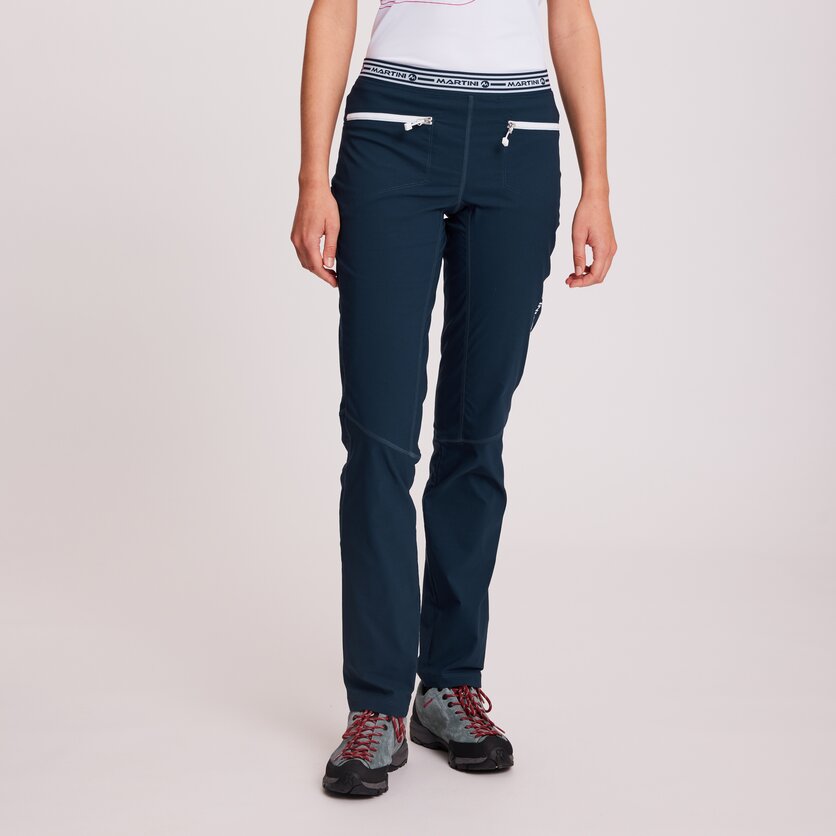 Martini Sportswear - VIA "K" - Lange Hosen in Kurzgrößen in black - Vorderansicht Model - Damen