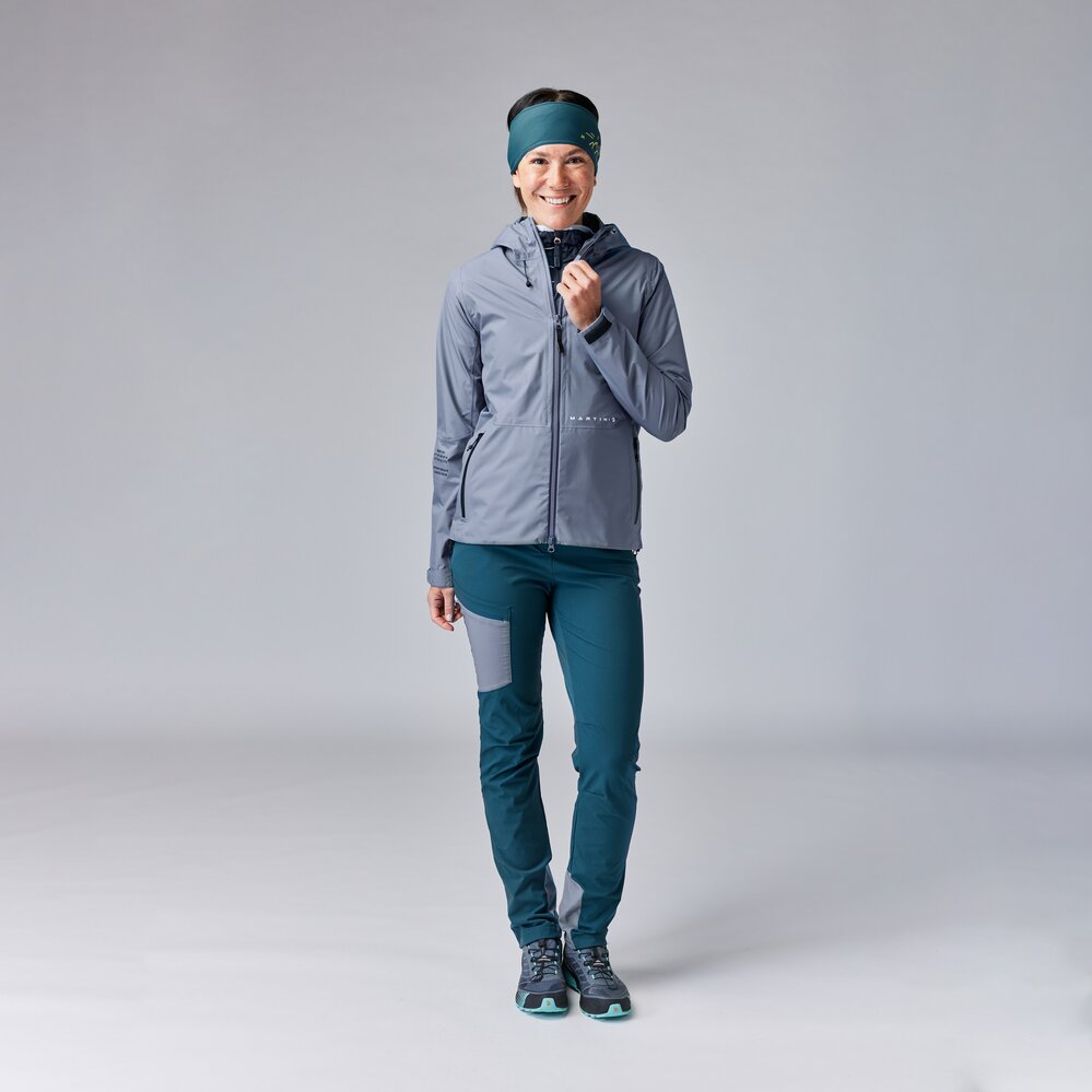 Martini Sportswear - TREKTECH 2.5L Jacket W - Giacche Hardshell in moon - outfit completo - Donna