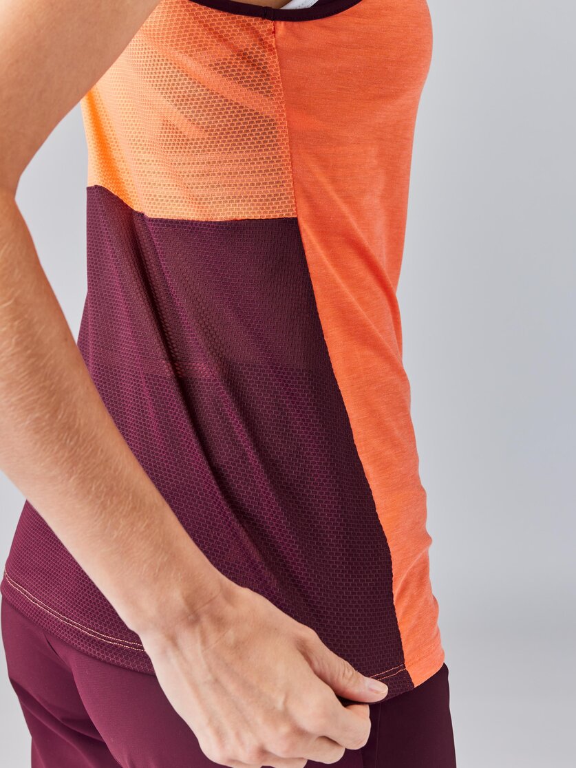 Martini Sportswear - PACEMAKER Sleeveless Shirt W - Tops in poseidon-moon - Detail 3 - Damen