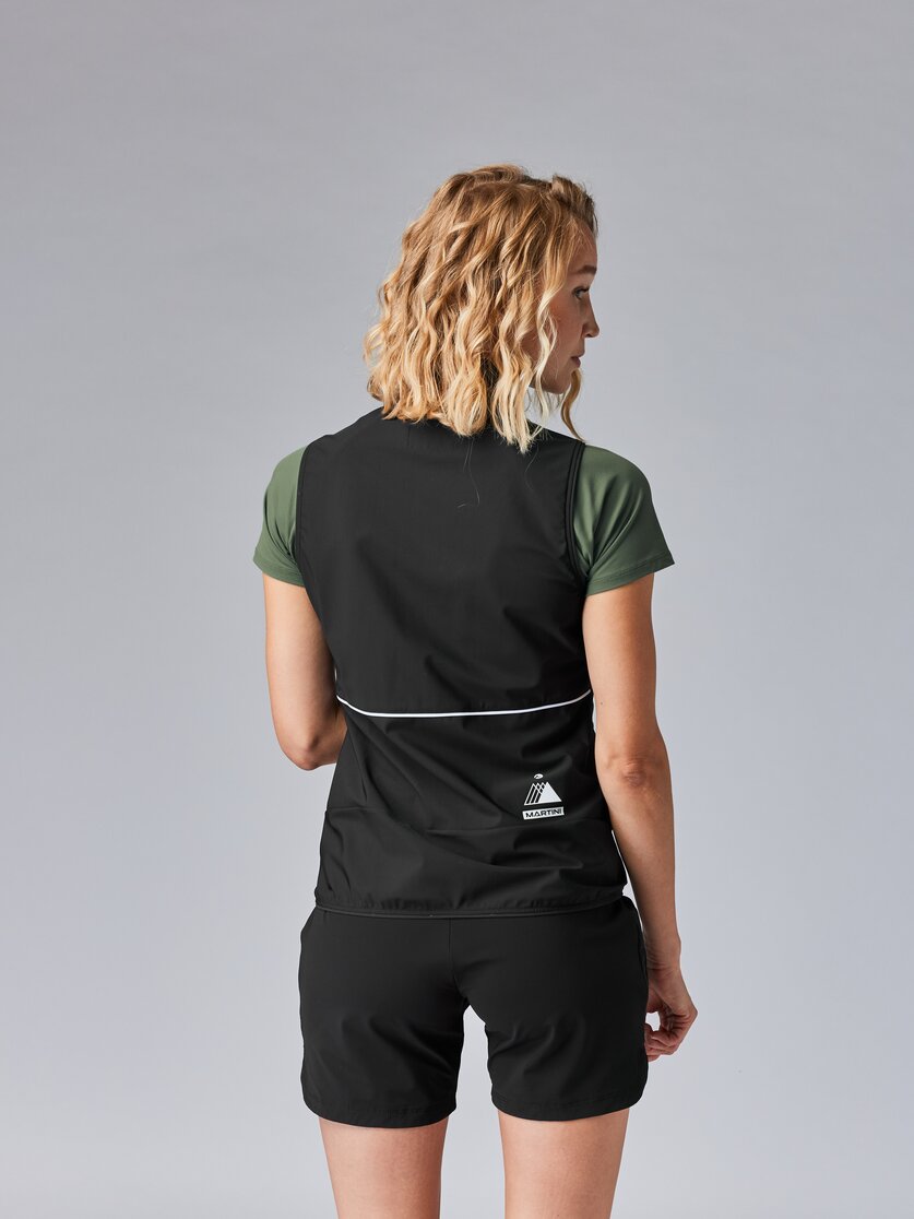 Martini Sportswear - PACEMAKER Hybrid Vest W - Outdoor vests in poseidon-solar-moon - rear view model - Women