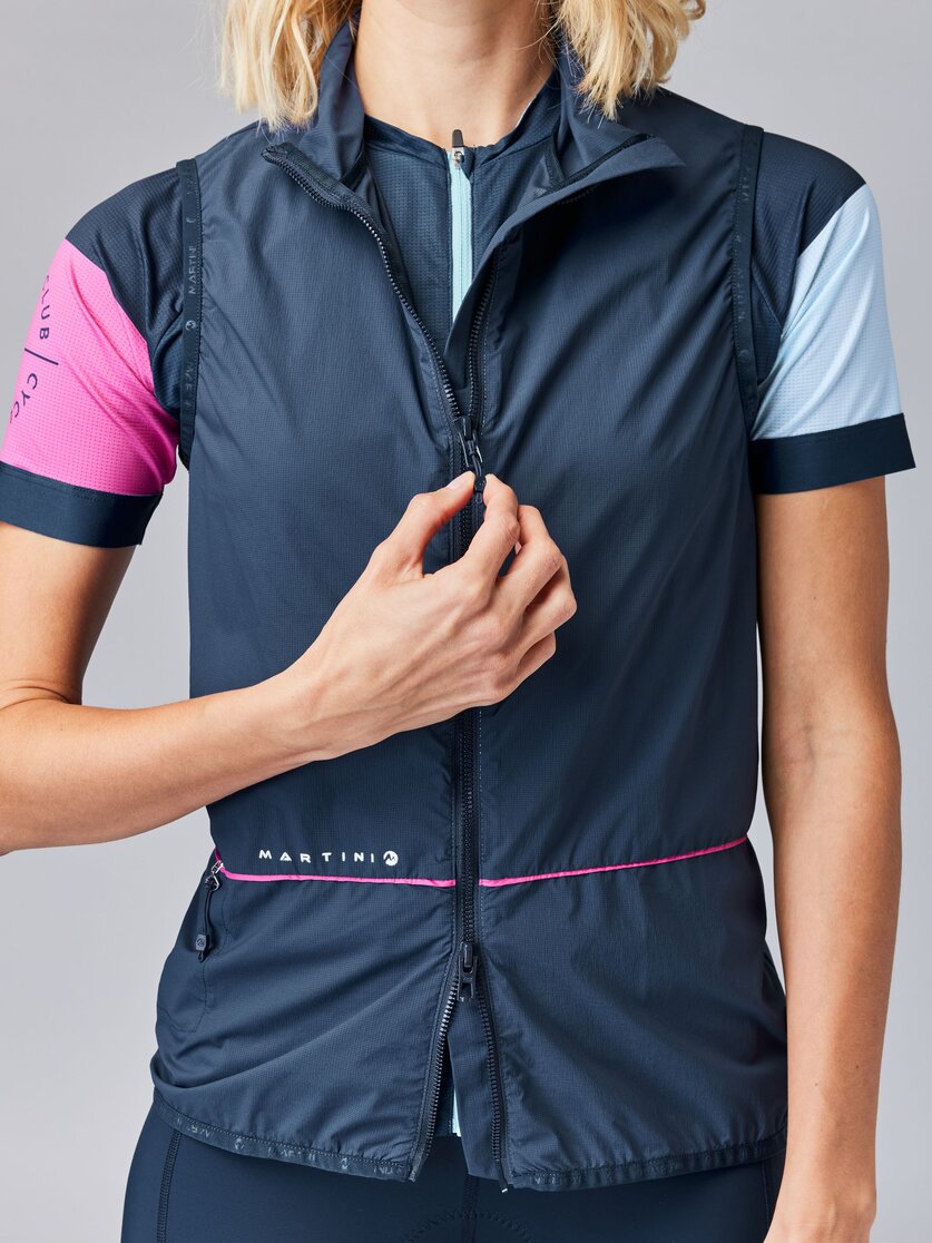 Martini Sportswear - FLOWTRAIL Vest W - Westen in black - Detail 4 - Damen
