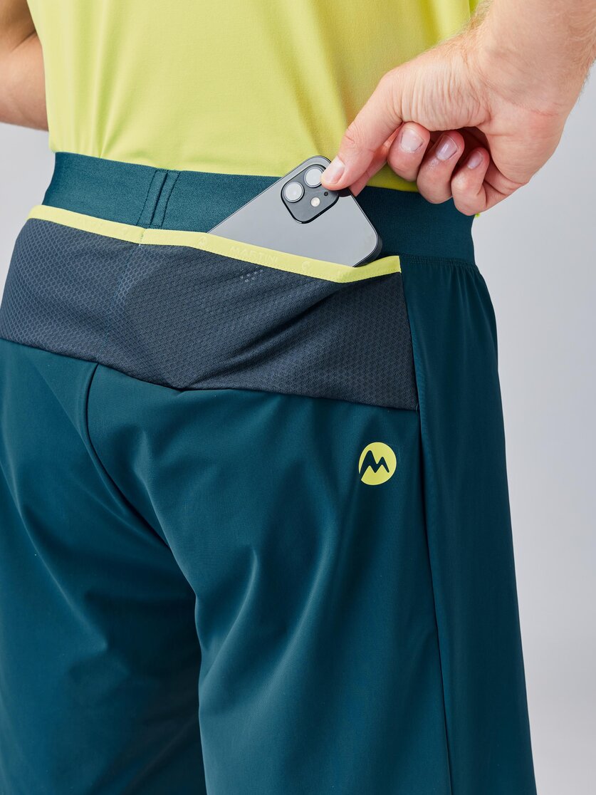 Martini Sportswear - PACEMAKER Shorts M - Shorts in black-white - Detail 4 - Men