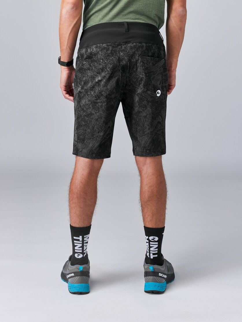 Martini Sportswear - TREKTECH Shorts M - Kurze Hosen in black-steel - Rückansicht Model - Herren