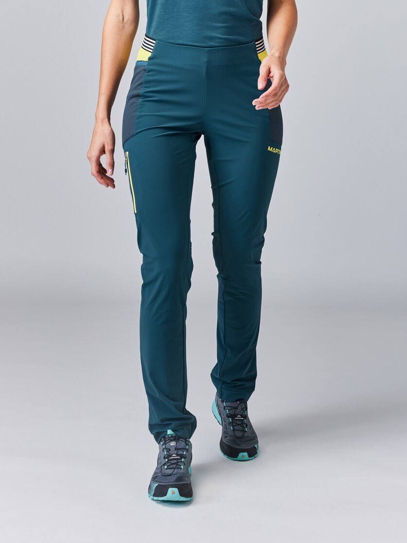 Martini Sportswear - PACEMAKER Pants W - Pantaloni lunghi in poseidon - vista frontale modello - Donna