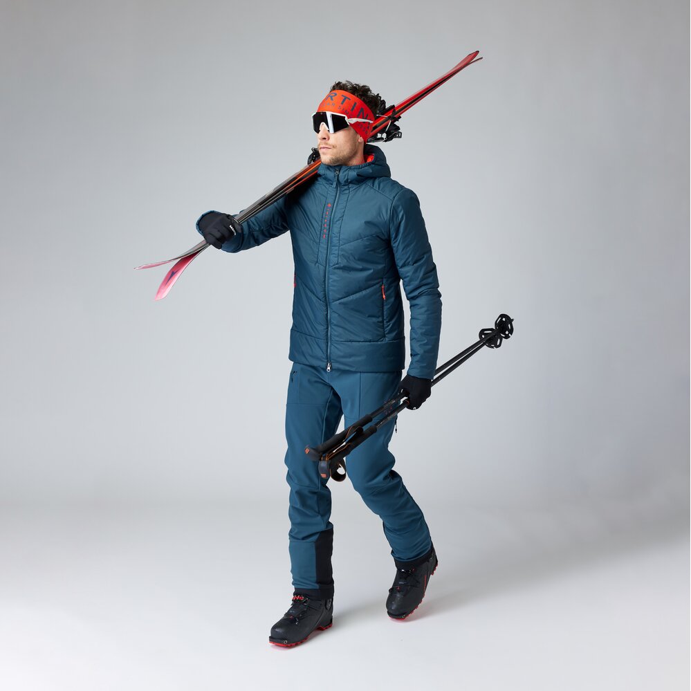 Martini Sportswear - FULL.TILT - Primaloft & Gloft Jackets in black - complete outfit - Men