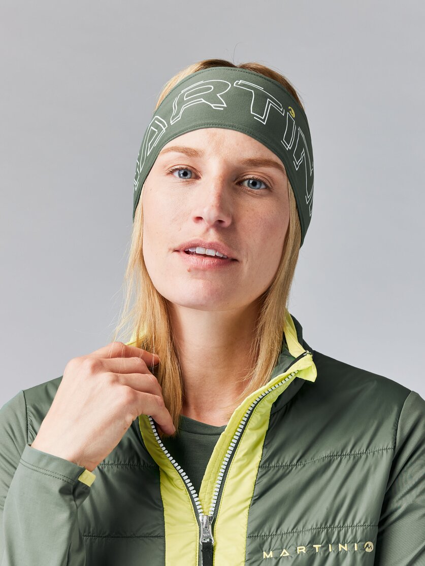 Martini Sportswear - FIRSTLIGHT Headband W - Headbands in mosstone - Detail 1 - Women