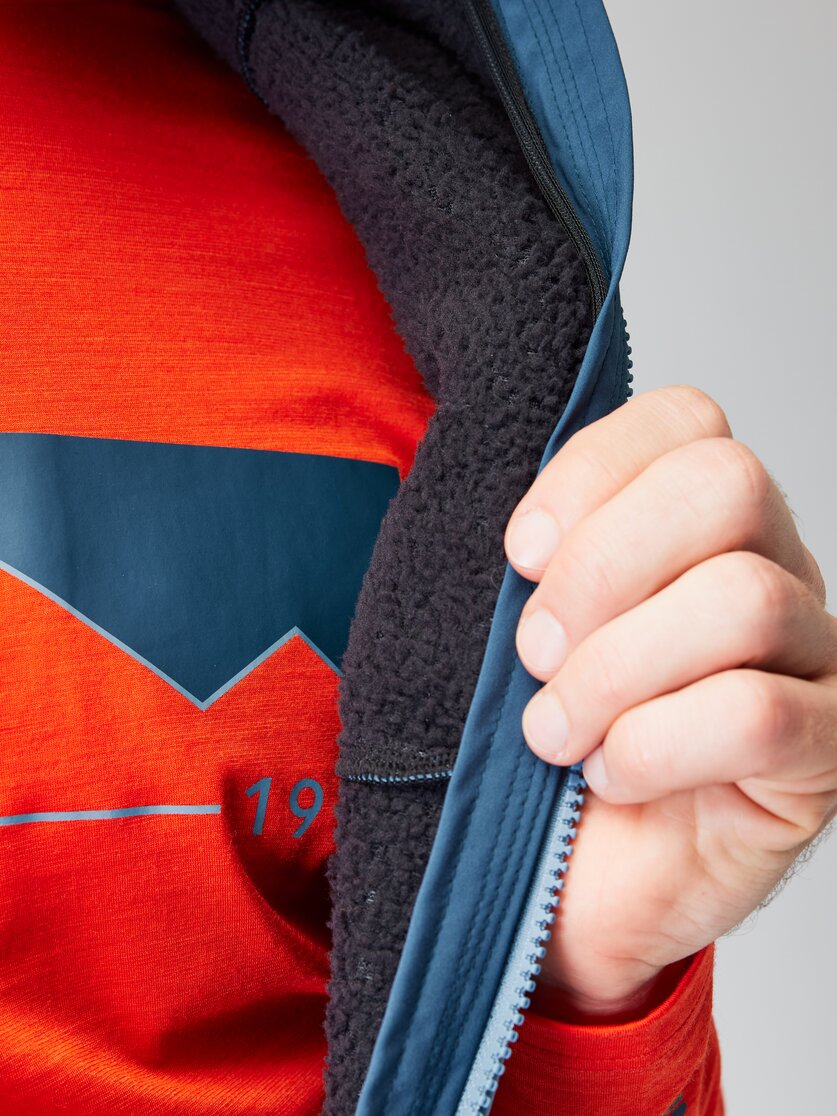 Martini Sportswear - ARGON - Outdoor vests in black - Detail 5 - Men