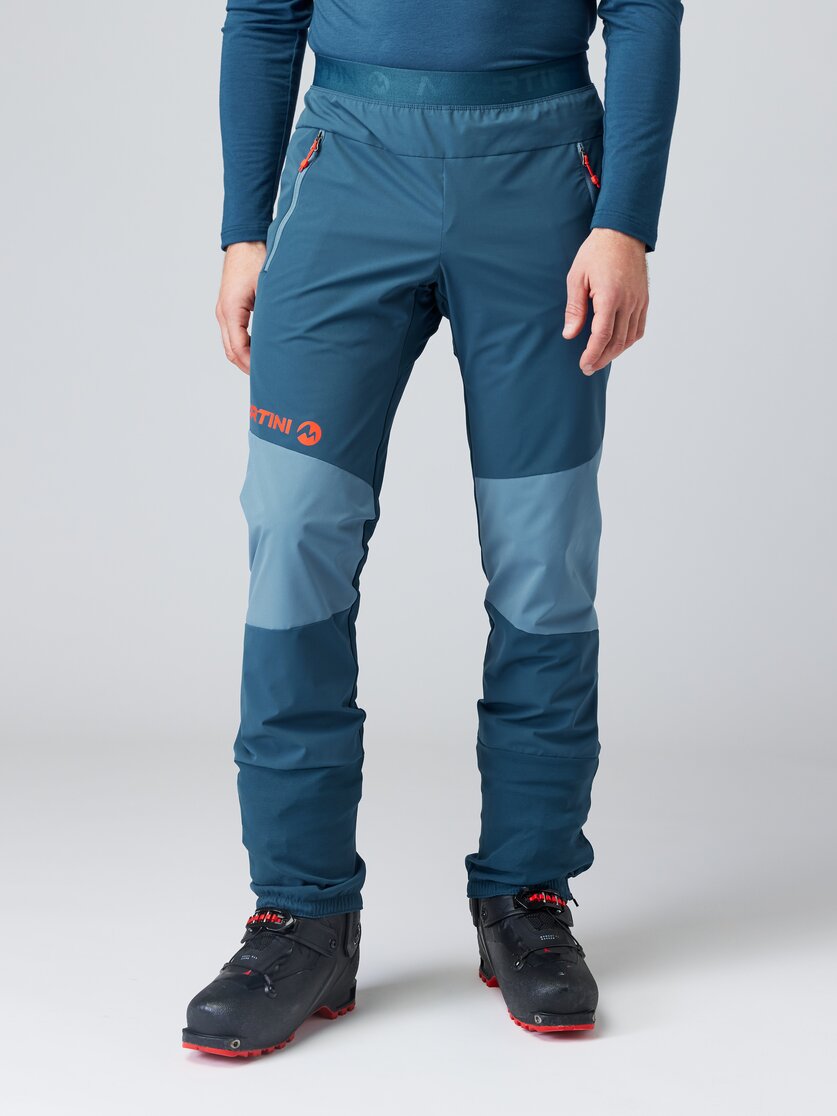 Martini Sportswear - EVERMORE - Pantaloni lunghi in black - vista frontale modello - Uomo