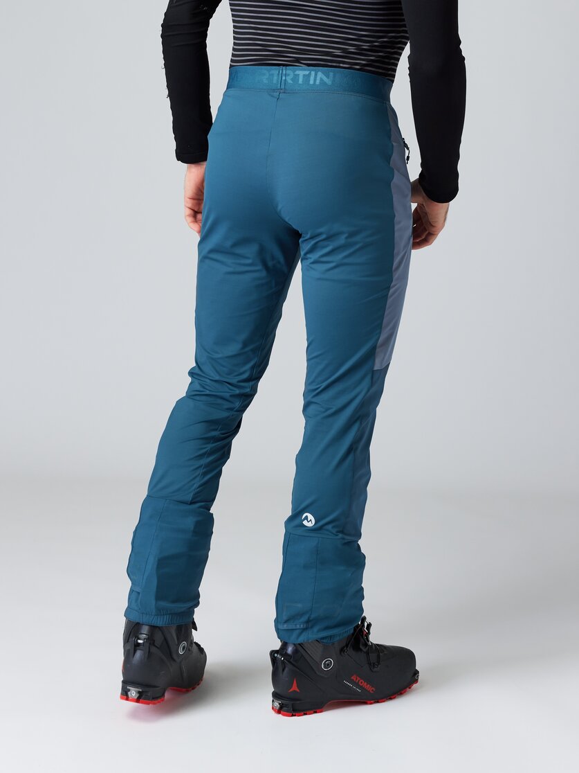 Martini Sportswear - SPEED.UP - Pantaloni lunghi in true navy-poppy - vista laterale modello - Unisex