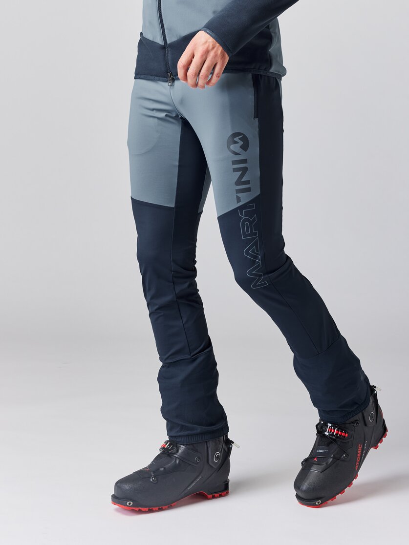 Martini Sportswear - BEAT Unisex pant - Lange Hosen in black - Vorderansicht Model - Unisex