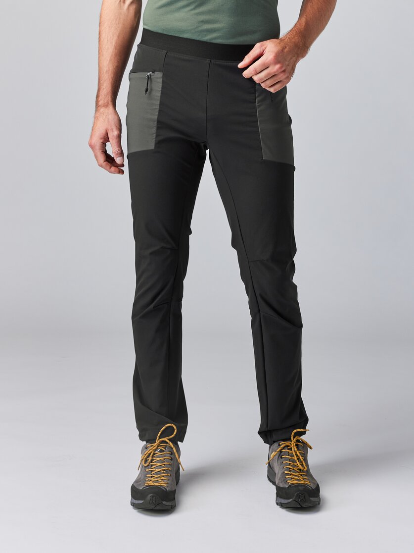 Martini Sportswear - NEVERREST Pants M "K" - Petite Pants in mosstone - front view model - Men