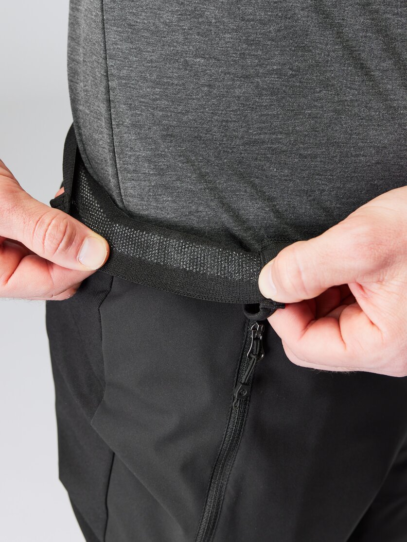 Martini Sportswear - ALPINE.CROSS "K" - Petite Pants in black - Detail 3 - Men