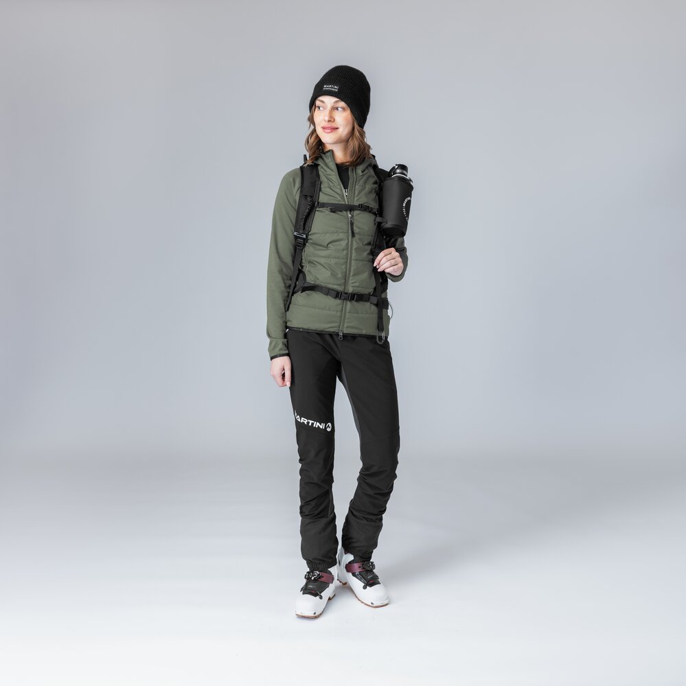 Martini Sportswear - Firstline Knitted Cap Uni - Mütze in passion - Vollständiges Outfit - Unisex