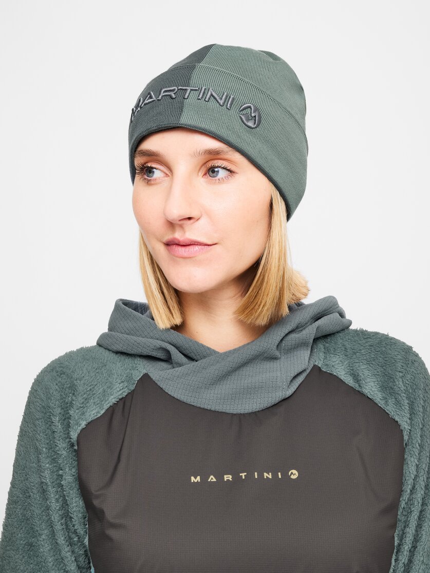 Martini Sportswear - Recharge Knitted Cap Uni - Beanie in black-granite - front view model - Unisex