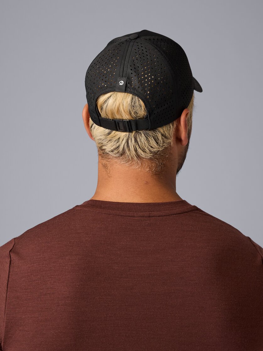 Martini Sportswear - Trailbuddy Baseball Cap Uni - Kappe in white - Rückansicht Model - Unisex