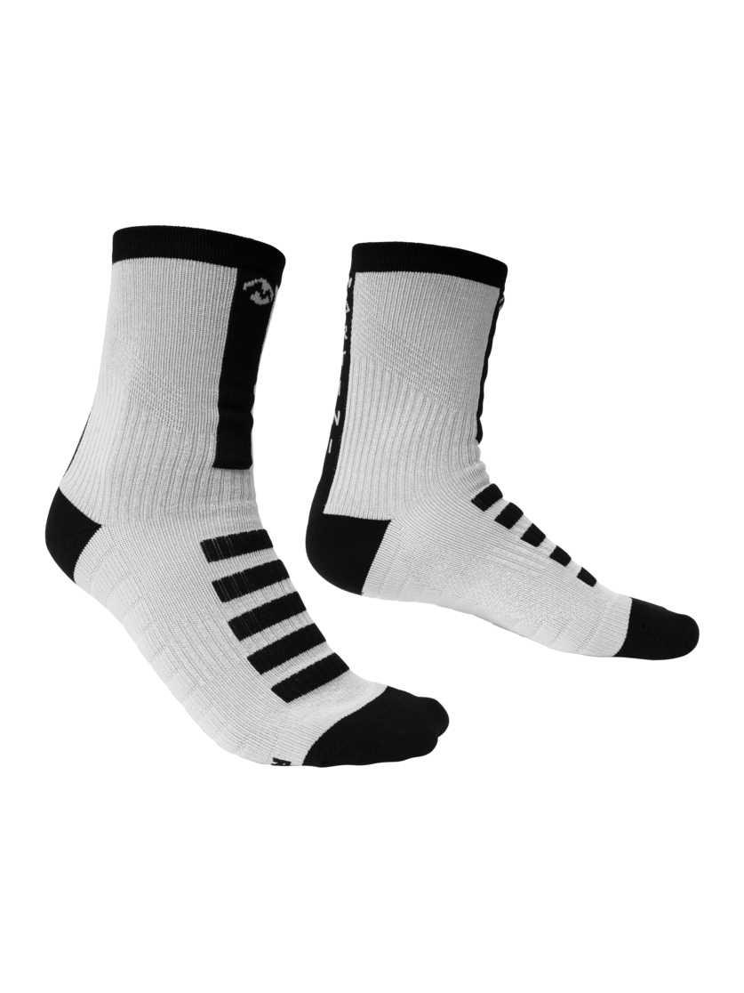 Martini Sportswear - Hillclimb Socks Mid Uni - Calzini in desert-black - vista frontale - Unisex