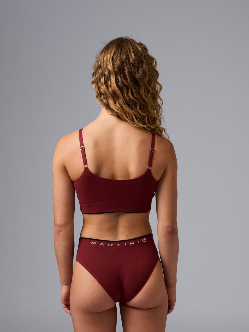 Martini Sportswear - Wanted Top Seamless W - Sport BHs in black - Rückansicht Model - Damen