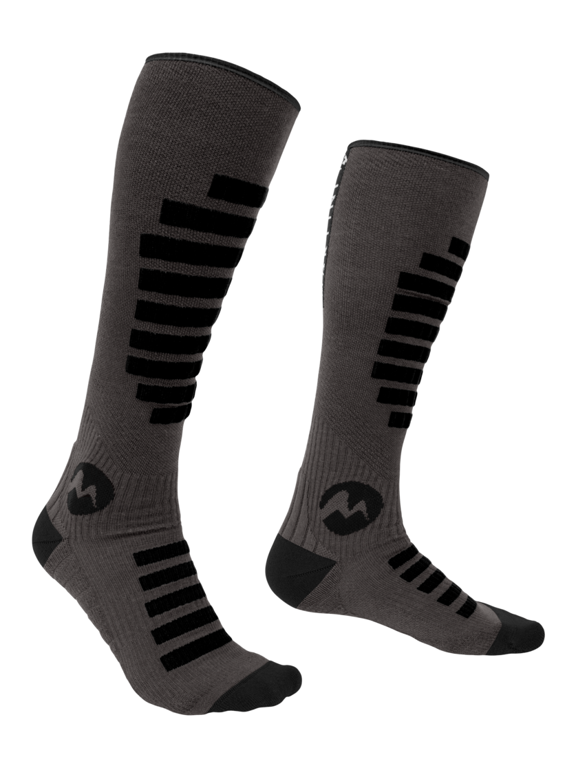 Martini Sportswear - Yalca Socks High Uni - Calzini in granite-black - vista frontale - Unisex