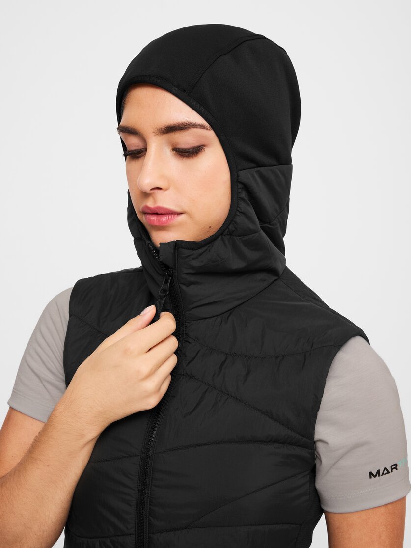 Martini Sportswear - Alpmate IN Hybrid Hooded Vest W - Outdoor vests in black - Detail 5 - Women