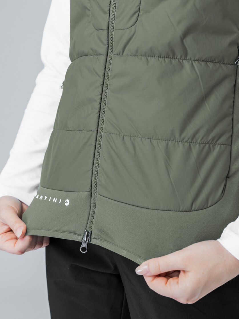 Martini Sportswear - Horizon Hybrid Vest Primaloft® W - Westen in mosstone - Detail 5 - Damen