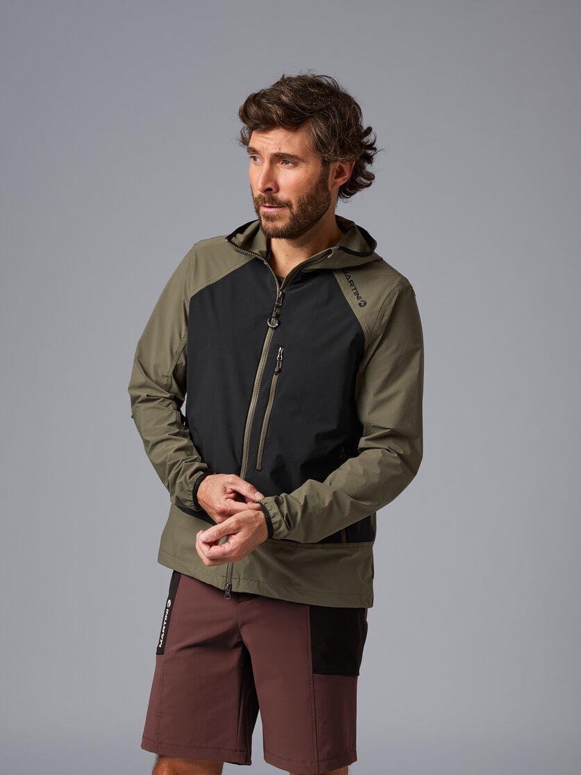 Martini Sportswear - Trektech Midlayer Jacket M - Midlayers in tendril-black - Vorderansicht Model - Herren