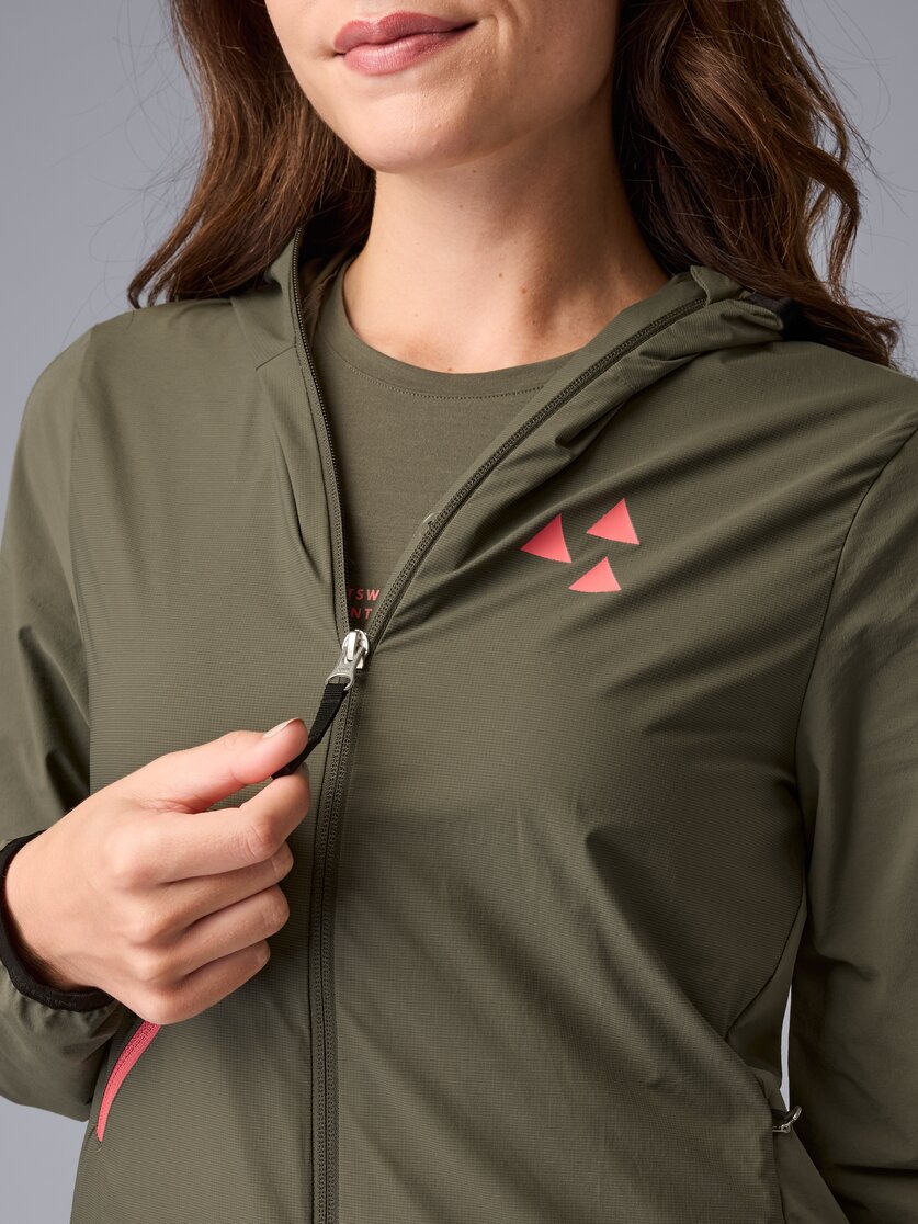 Martini Sportswear - Trektech Hybrid Windbreaker Jacket W - Hybridjacken in black-white - Detail 5 - Damen