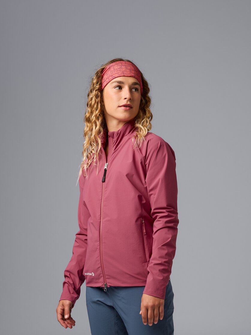 Martini Sportswear - Trektech Midlayer Jacket W - Midlayers in black - Vorderansicht Model - Damen