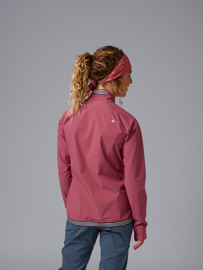 Martini Sportswear - Trektech Midlayer Jacket W - Midlayers in black - Rückansicht Model - Damen