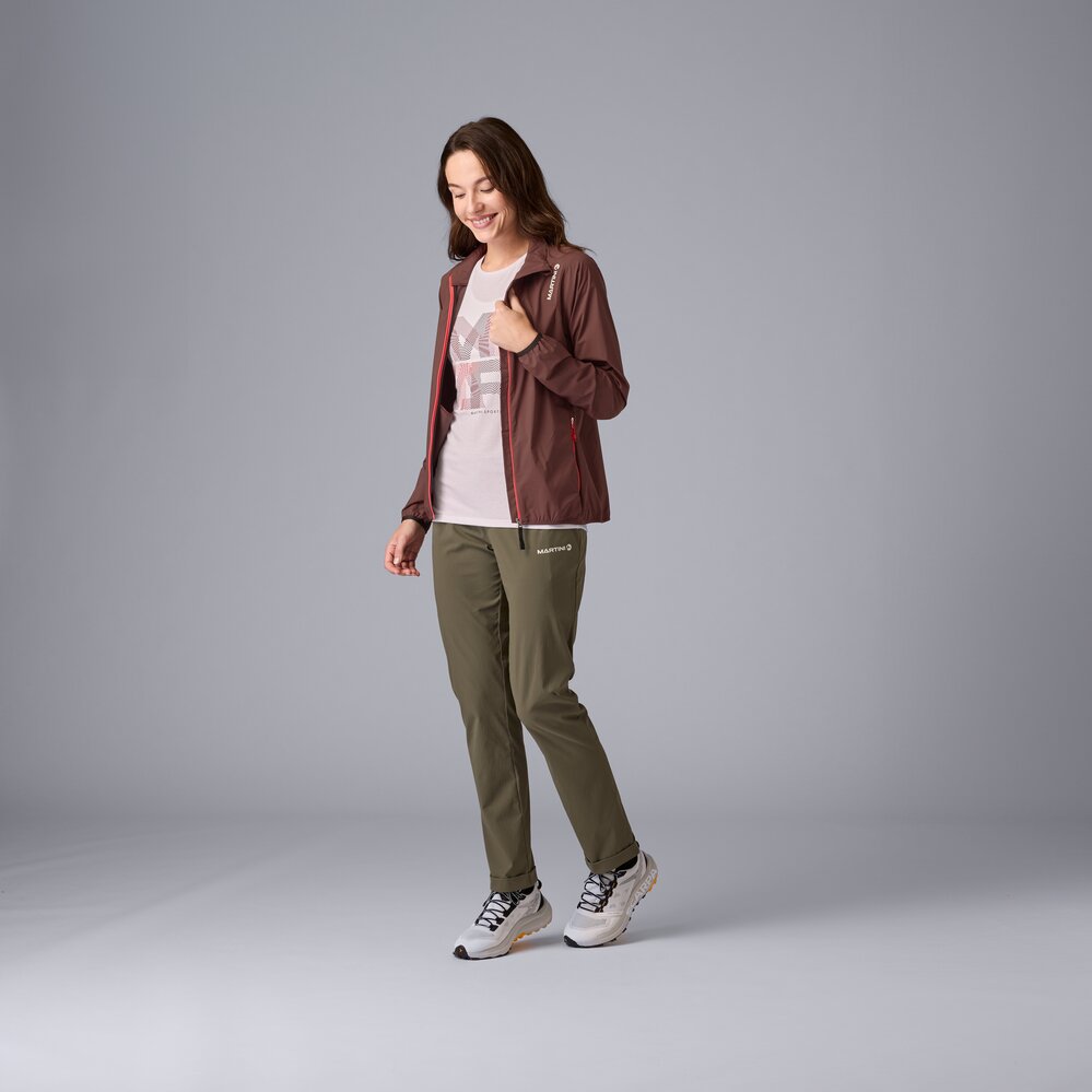 Martini Sportswear - Sunrise Windbreaker Jacket W - Windbreaker jackets in white - complete outfit - Women