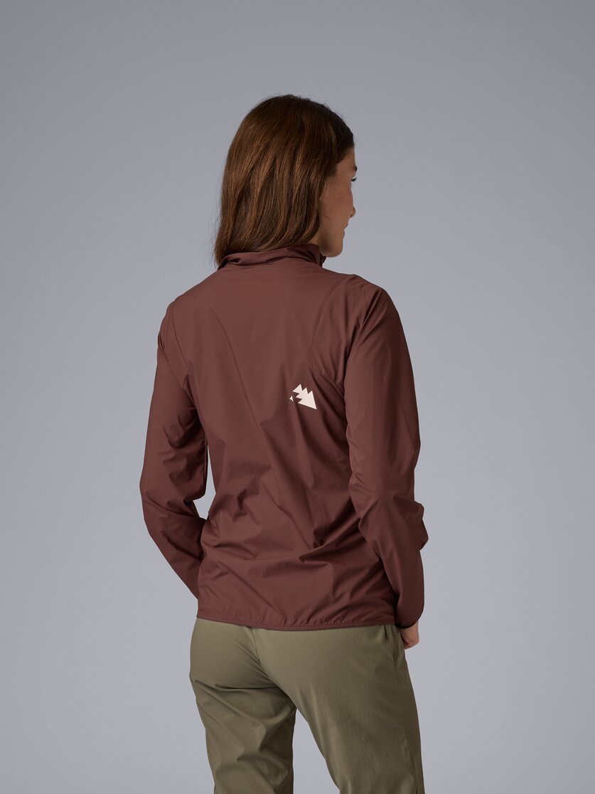 Martini Sportswear - Sunrise Windbreaker Jacket W - Windbreaker jackets in white - rear view model - Women