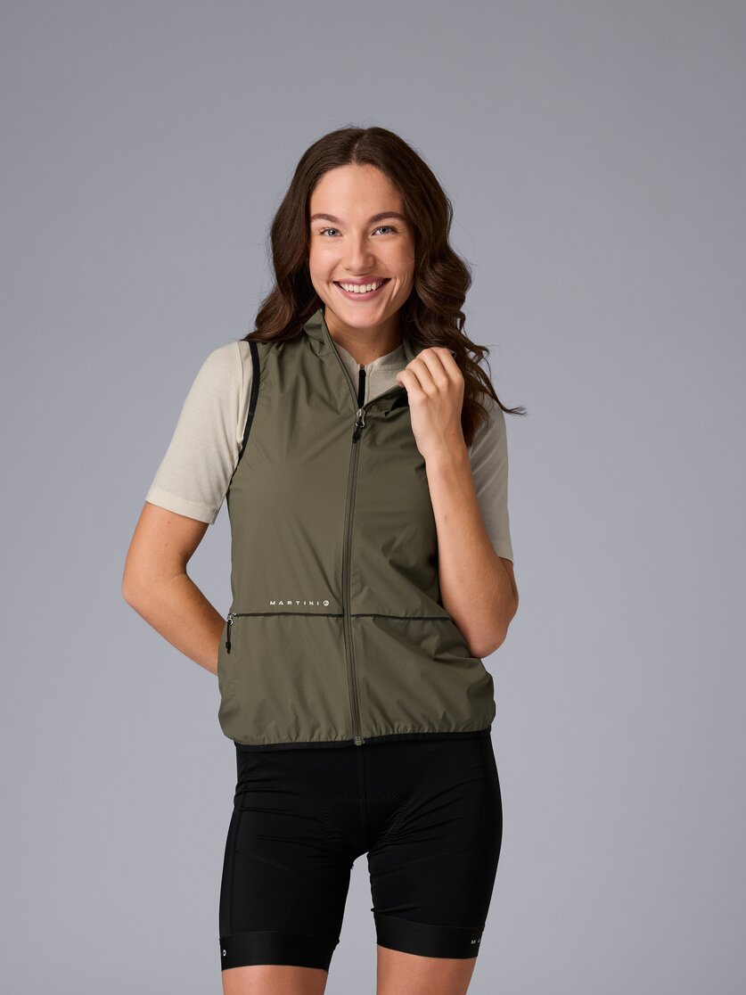 Martini Sportswear - Flowtrail Windbreaker Vest W - Outdoor vests in black - front view model - Women