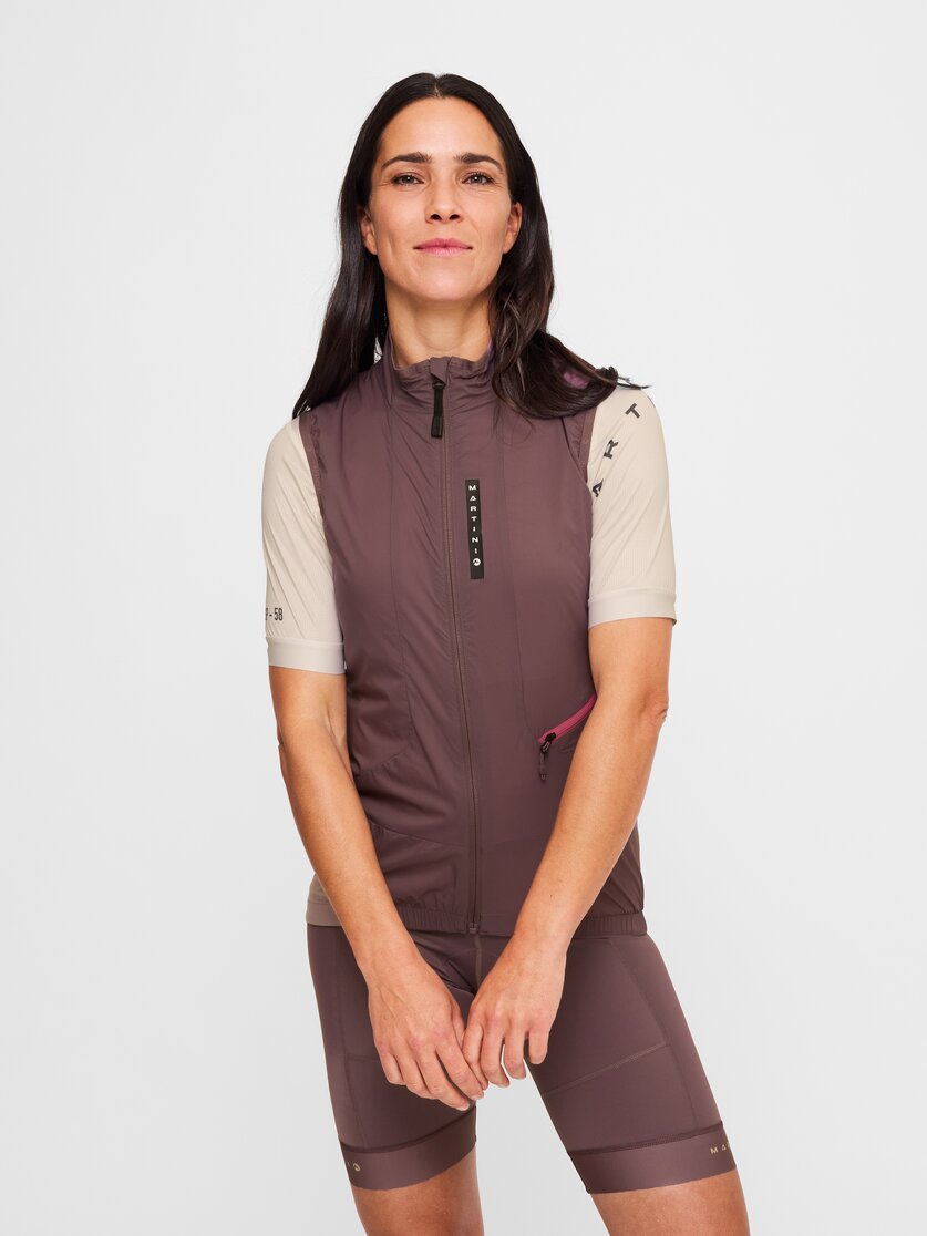 Martini Sportswear - Hillclimb WB Hybrid Vest W - Outdoor vests in black - front view model - Women