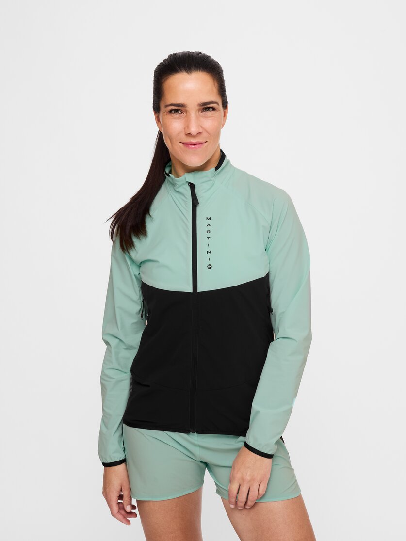 Martini Sportswear - Hillclimb ML Jacket W - Midlayers in black - front view model - Women