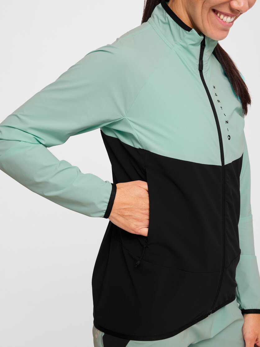 Martini Sportswear - Hillclimb ML Jacket W - Midlayers in black - Detail 3 - Women