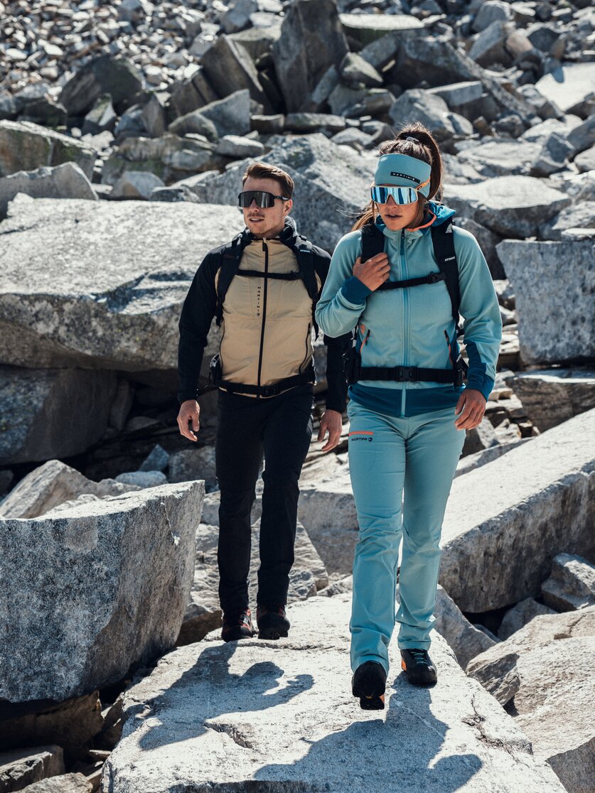 Martini Sportswear - Hillclimb WB Hybrid Hooded Jacket M - Hybridjacken in true navy-limeskin - Detail 7 - Herren