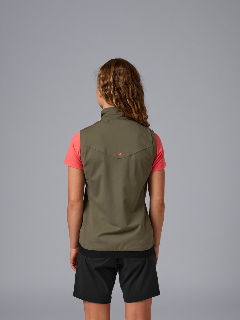 Martini Sportswear - Alpmate Hybrid Vest G-Loft® W - Westen in white-black - Rückansicht Model - Damen