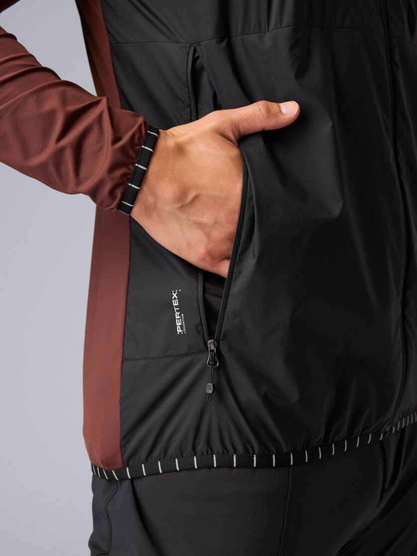 Martini Sportswear - Trektech Hybrid Windbreaker Jacket M - Hybridjacken in black - Detail 2 - Herren