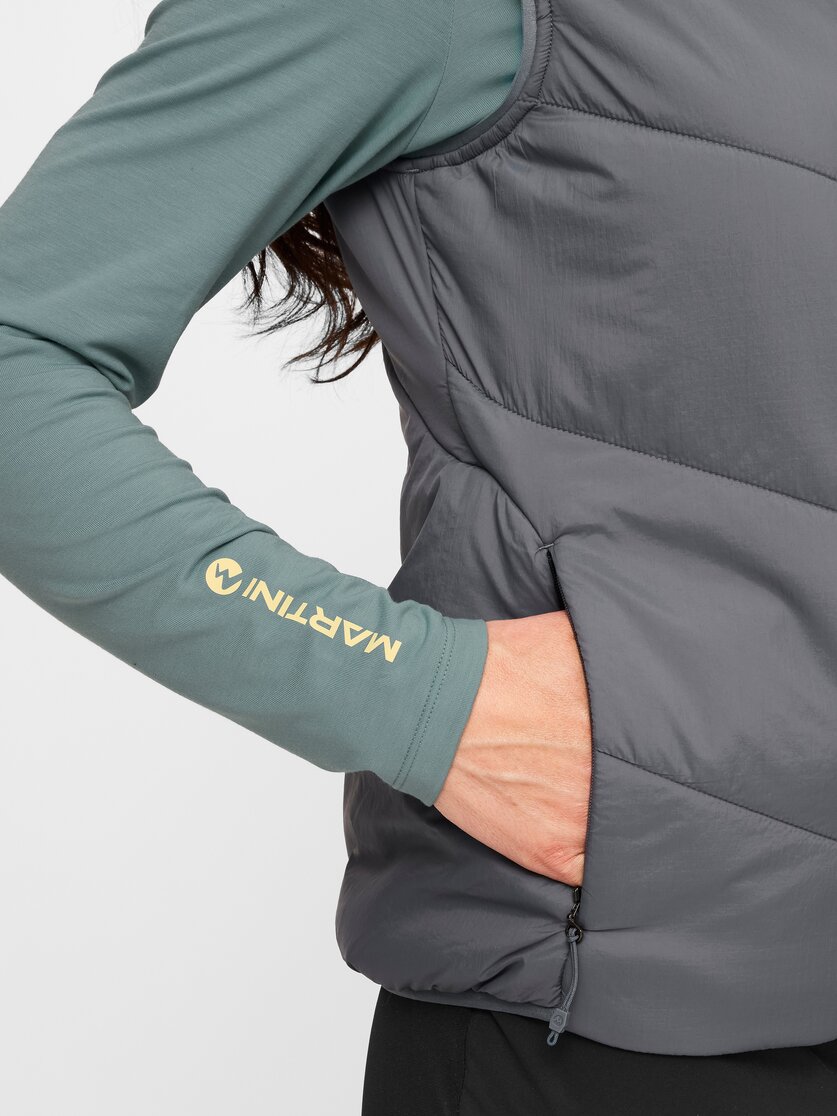 Martini Sportswear - Desire Padded Vest Primaloft®W - Outdoor vests in true navy-white - Detail 2 - Women