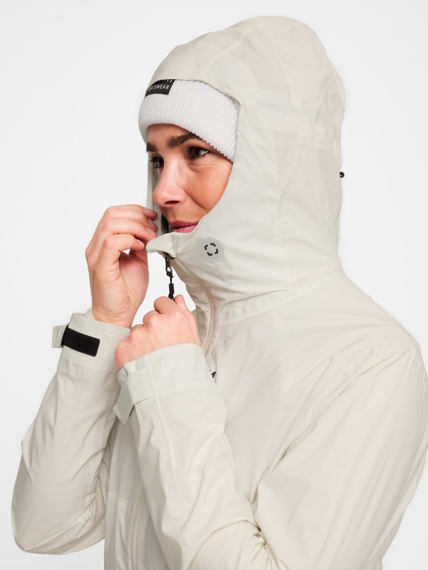 Martini Sportswear - Firstline 2,5L Jacket W - Hardshell jackets in winter apple - Detail 6 - Women