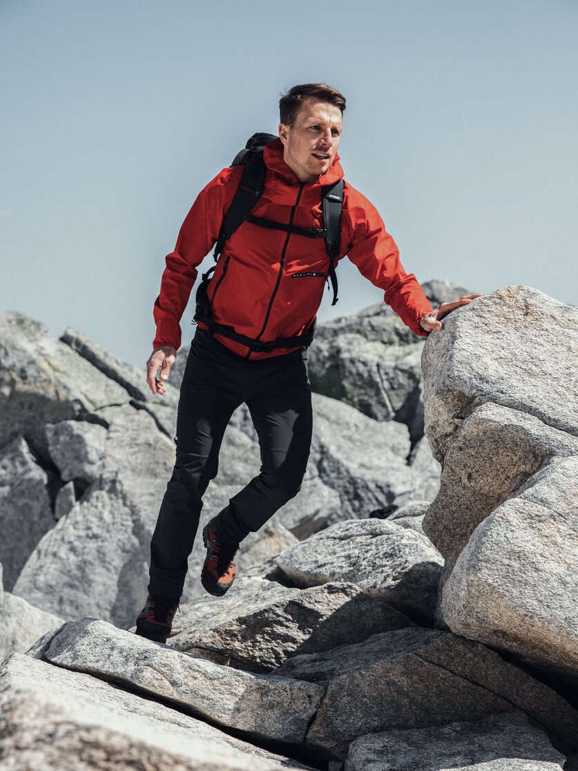 Martini Sportswear - Hillclimb HS Hooded Jacket M - Giacche Hardshell in true navy - Dettaglio 9 - Uomo
