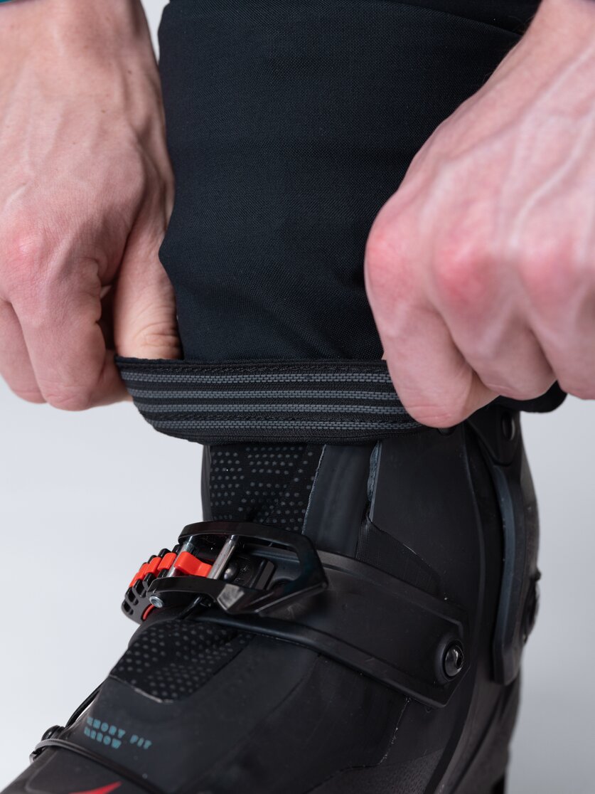 Martini Sportswear - Fullforce Pants L Uni - Long pants in black - Detail 4 - Unisex