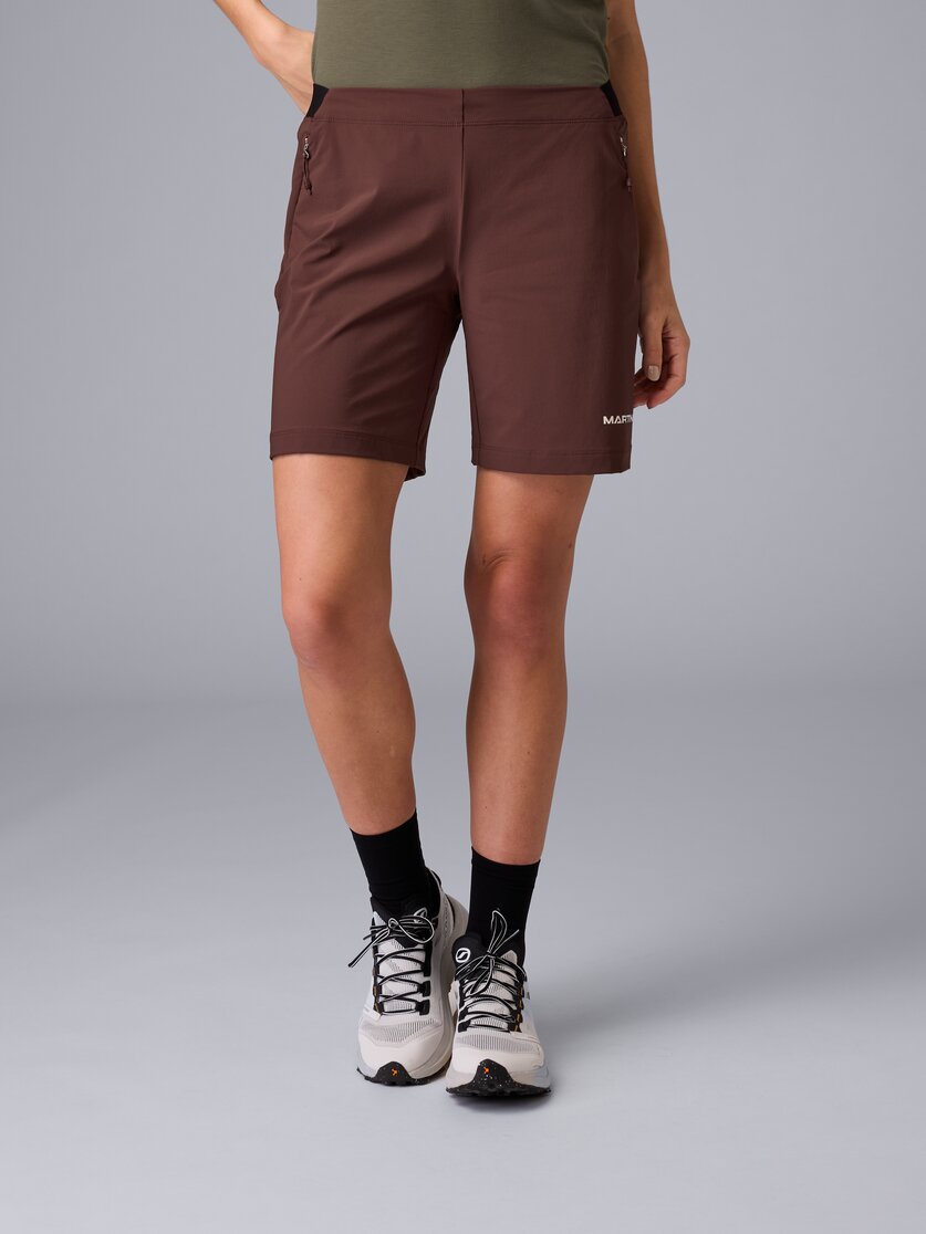 Martini Sportswear - Highventure Shorts W - Shorts in black - vista frontale modello - Donna