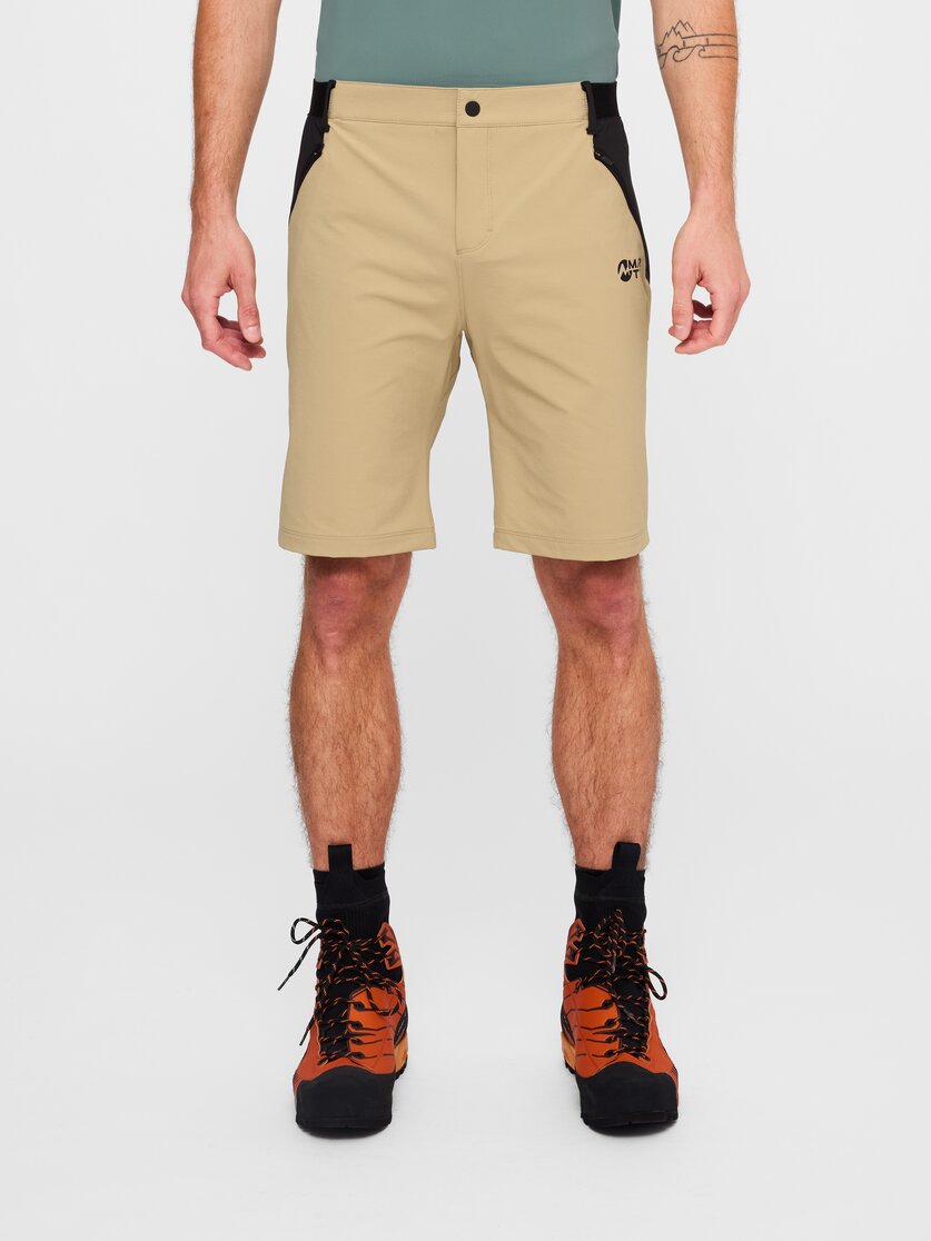 Martini Sportswear - Highventure Alpine Shorts M - Shorts in true navy-limeskin - vista frontale modello - Uomo